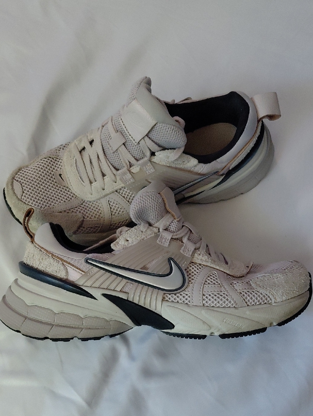 Nike Womens V2K Run sneakers in Platinum Violet & Silver Chrome Womens 8